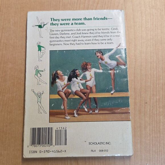 Lot Of 5 The Gymnasts Books - Picture 3 of 11